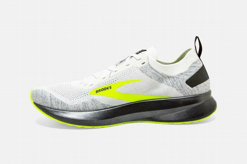 Chaussures Running Brooks Levitate 4 Blanche / Noir Femme | FHF-44078658